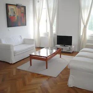 Kunsthaus Apartament